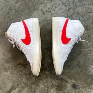 Nike Blazer Mid 77 Vintage Habanero Red White CZ1055-101 Size 8.5W 7M Leather